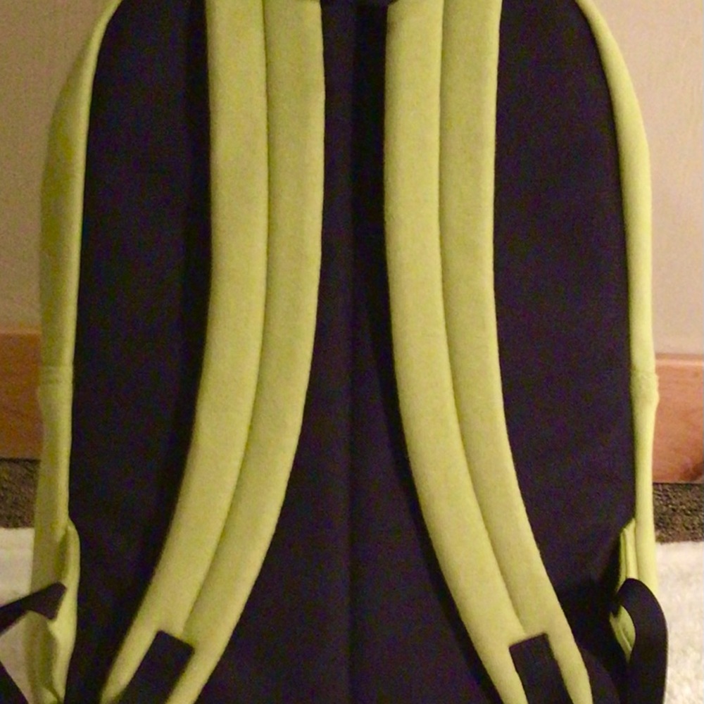 Unisex lime green CHUMS backpack (15 x 18) - Picture 8 of 8